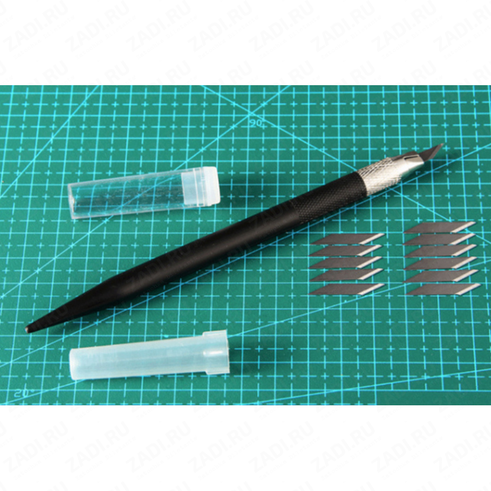 Скальпель со сменным ножом +12шт арт. 3029